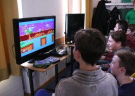 Begeisterung in der Schule beim Thema Computerspiele
